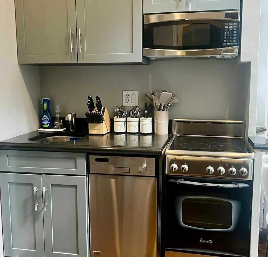 Gorgeous Exposed Brick 1 Bedroom Plus Private Roof Deck! نيو يورك 0*,